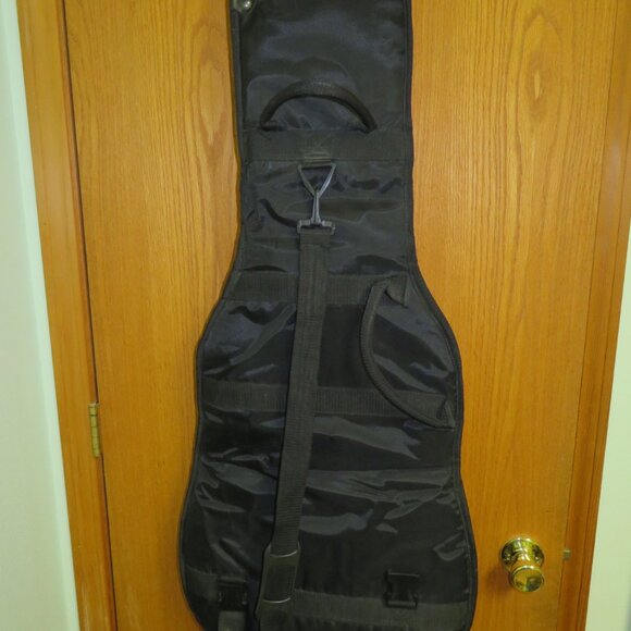Soft FENDER Guitar Case - Picture 2 of 3